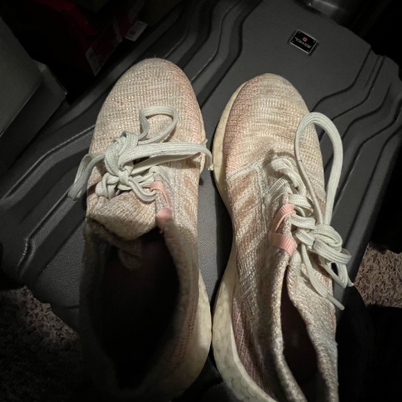 Adidas size 4 - Picture 5 of 6